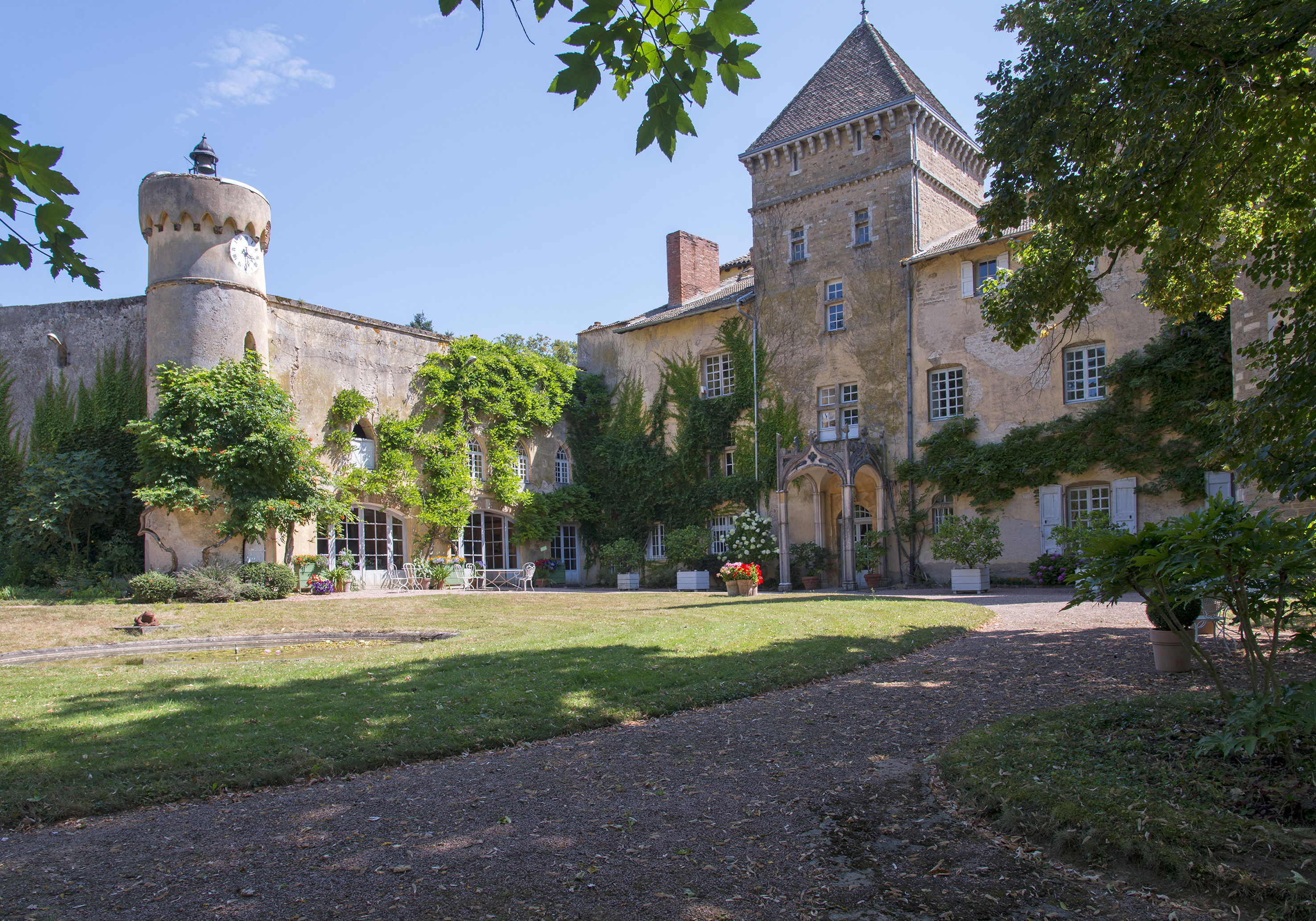 Chteau de Lamartine_Photo A Doire Bourgogne Franche-Comt Tourisme