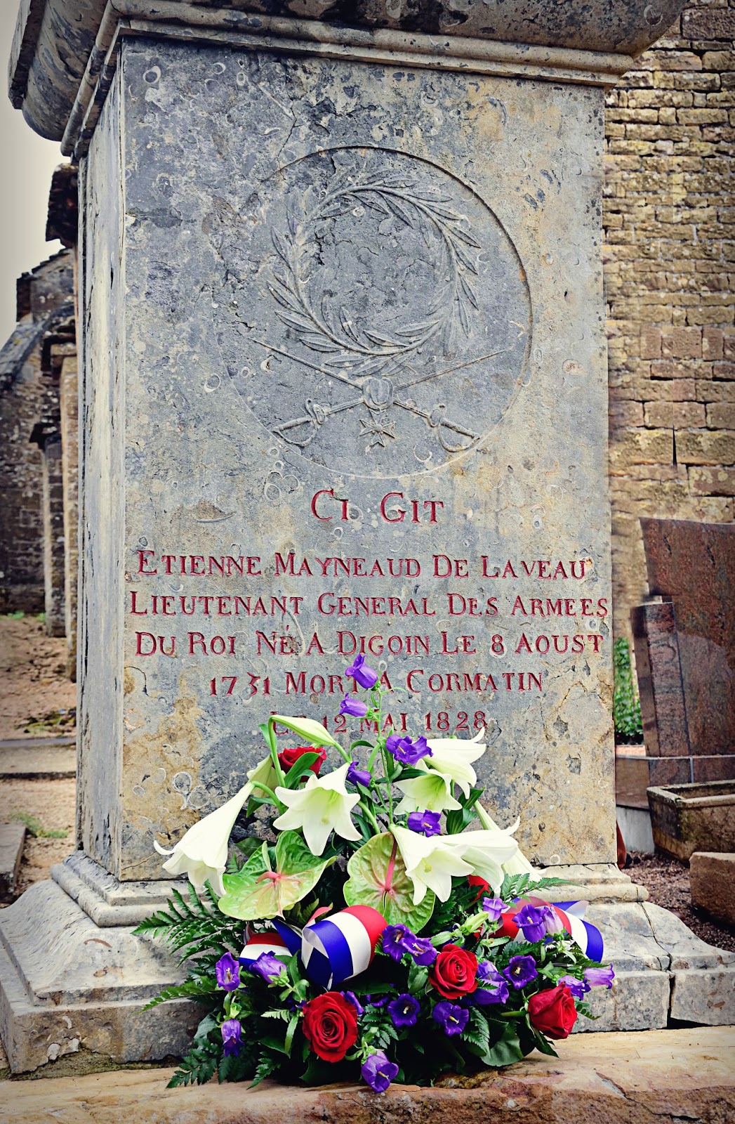 Tombe E. Laveaux,RAE